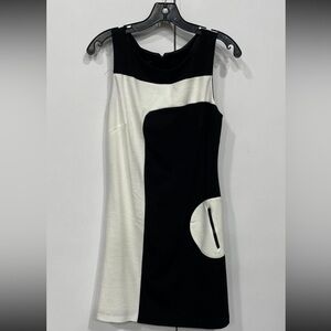 NWT Laundry By Shelli Segal Black and White Mod Mini Dress.  Size 8